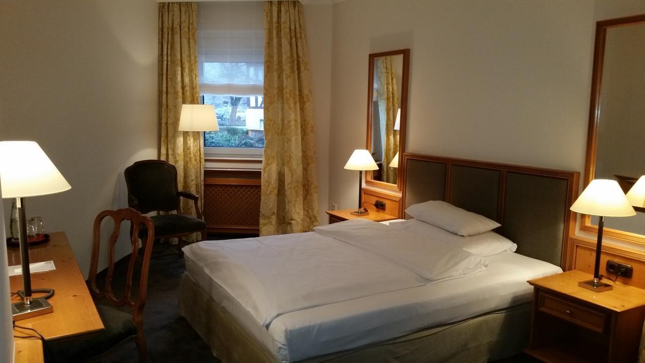 Kleines Hotel ฟอร์คไฮม์ ภายนอก รูปภาพ
